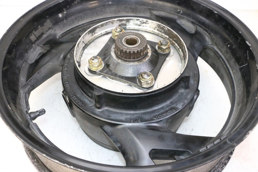 photo de JANTE ARRIERE HONDA ST PAN EUROPEAN 1300 (2002 - 2013)