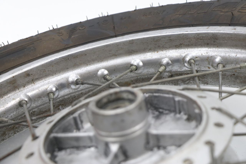 photo de JANTE ARRIERE SUZUKI TU X TUX VOLTY 125 (1999 - 2001) - Photo complémentaire