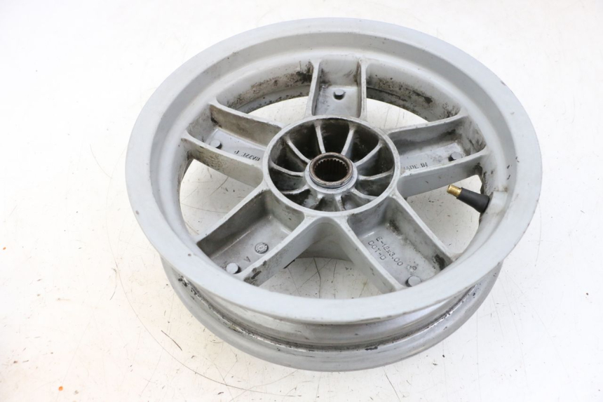 photo de JANTE ARRIERE PIAGGIO X8 125 (2004 - 2007) - Points de fixation