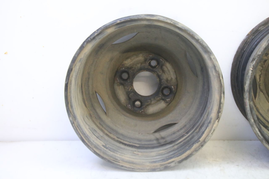 photo de JANTE ARRIERE YAMAHA YFM GRIZZLY 550 (2008 - 2015)