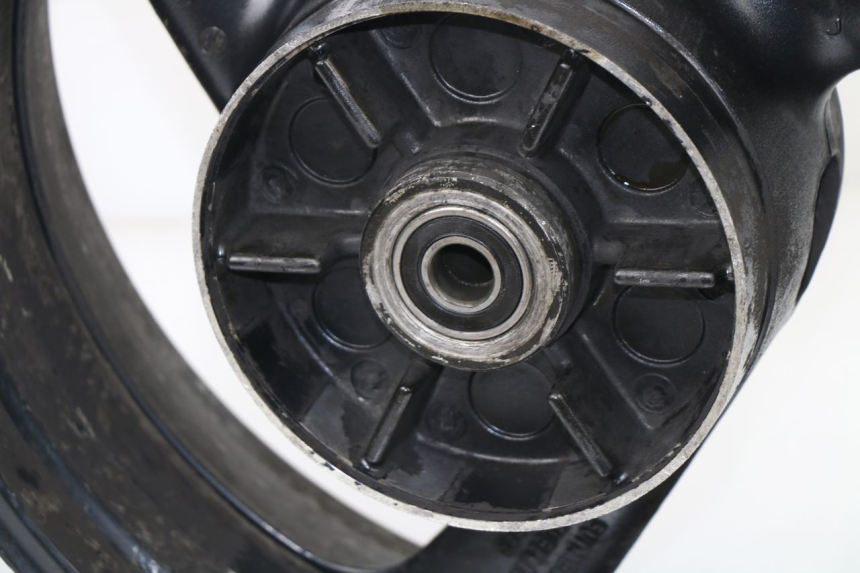 photo de JANTE ARRIERE YAMAHA YZF R THUNDERCAT 600 (1999 - 2003)