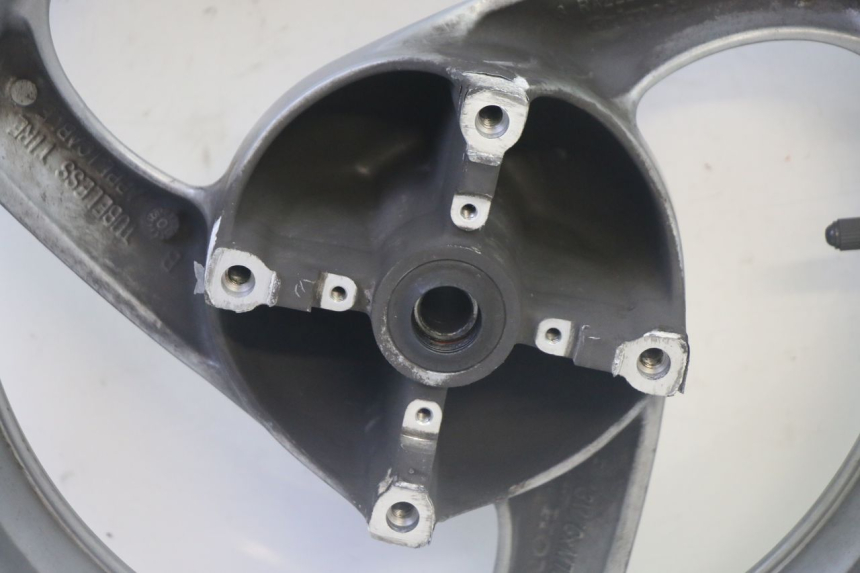 photo de JANTE AVANT HONDA FES S-WING SWING ABS 125 (2007 - 2015)