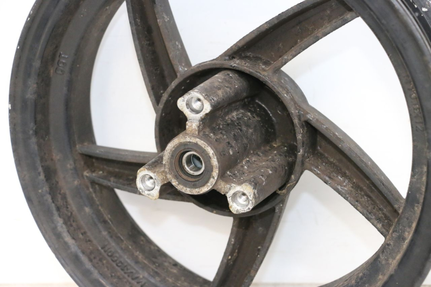 photo de JANTE AVANT SYM ORBIT 2 4T 50 (2008 - 2017) - Gros plan technique