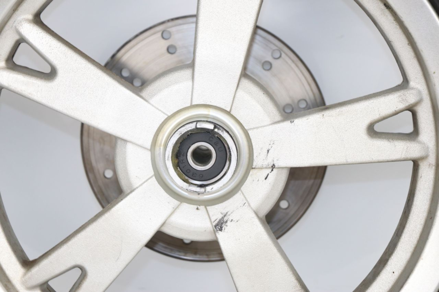 photo de JANTE AVANT PEUGEOT KISBEE 4T 50 (2010 - 2017)