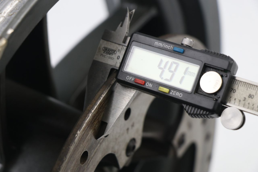 photo de JANTE AVANT PIAGGIO X7 125 (2007 - 2013)