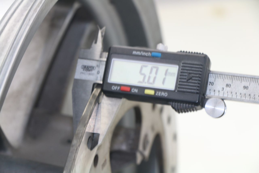 photo de JANTE AVANT PIAGGIO XEVO - X EVO 125 (2007 - 2016)