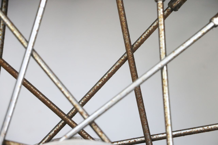 photo de JANTE AVANT HARLEY DAVIDSON SPORTSTER XL CUSTOM 1200 (2003 - 2004)