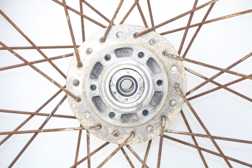 photo de JANTE AVANT YAMAHA SR 125 (1982 - 2003)