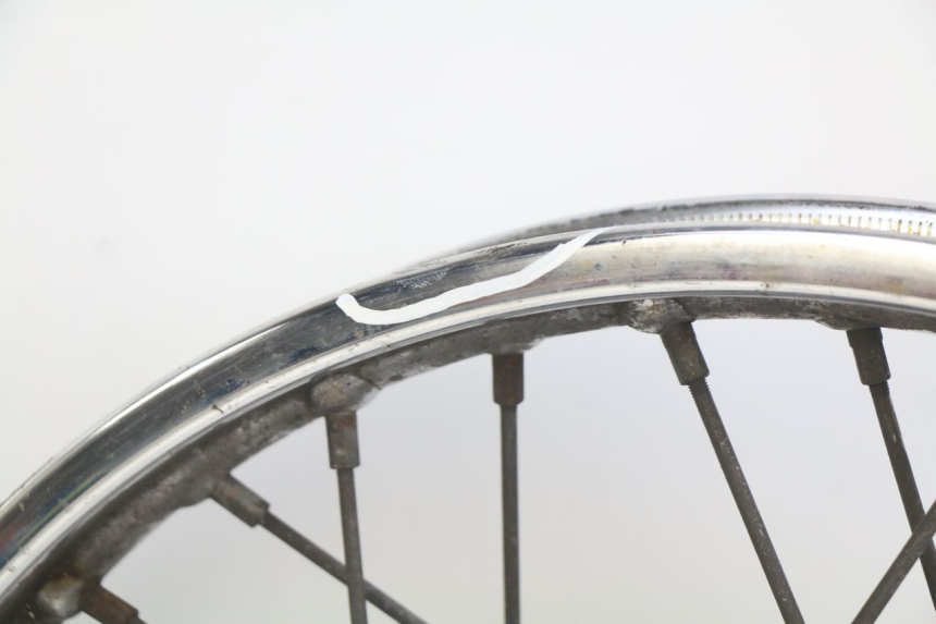 photo de JANTE AVANT YAMAHA SR 125 (1982 - 2003)