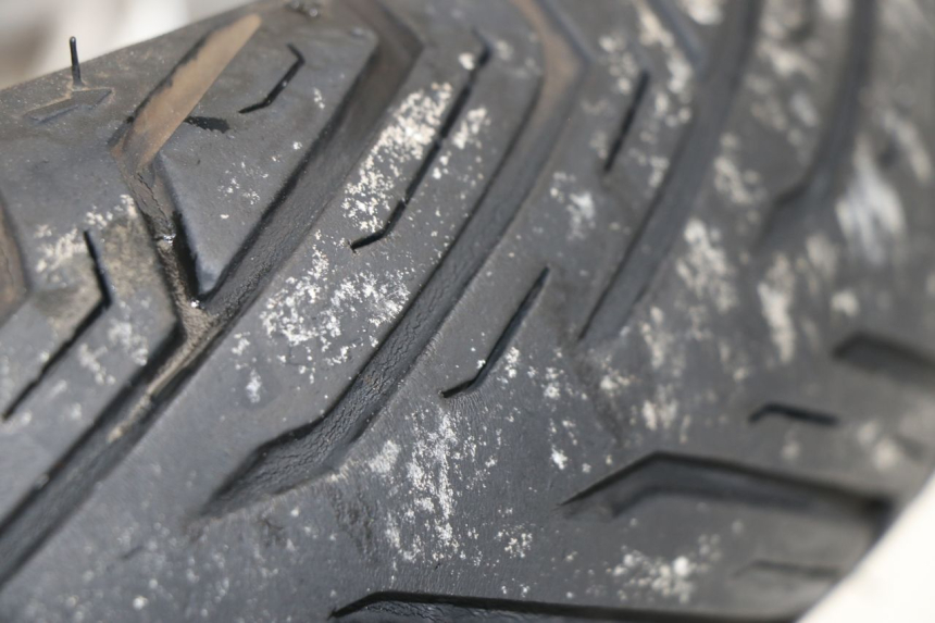 photo de JANTE AVANT SUZUKI BURGMAN 125 (2007 - 2014) - Zoom état d’usage