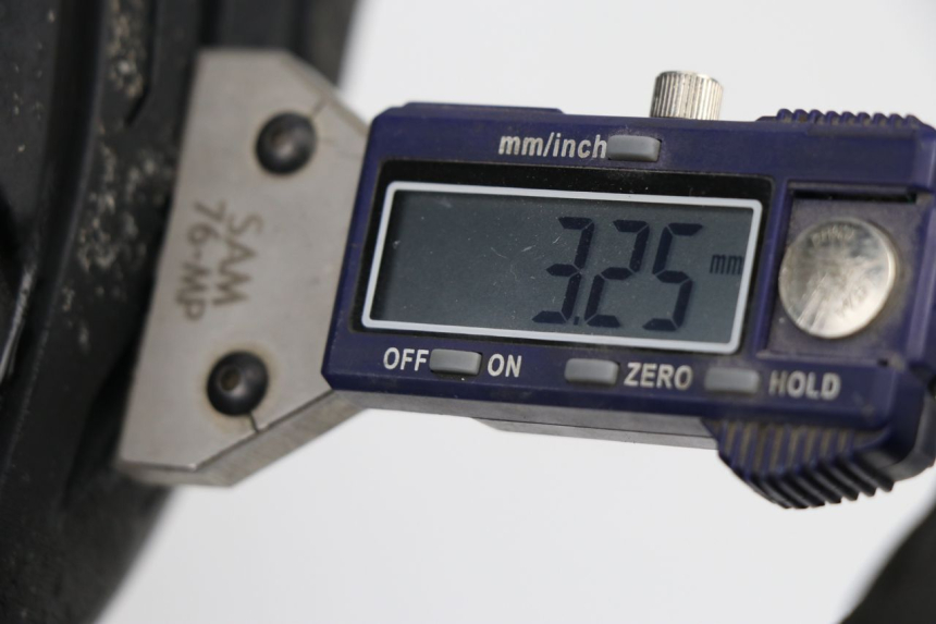 photo de JANTE AVANT SUZUKI BURGMAN 125 (2007 - 2014) - Autre angle de vue