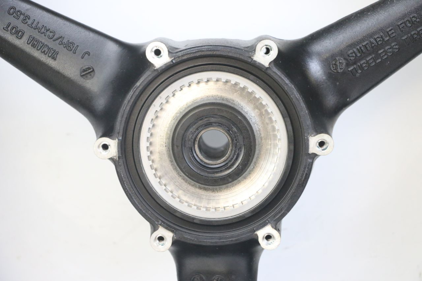 photo de JANTE AVANT YAMAHA TDM ABS 900 (2002 - 2014)