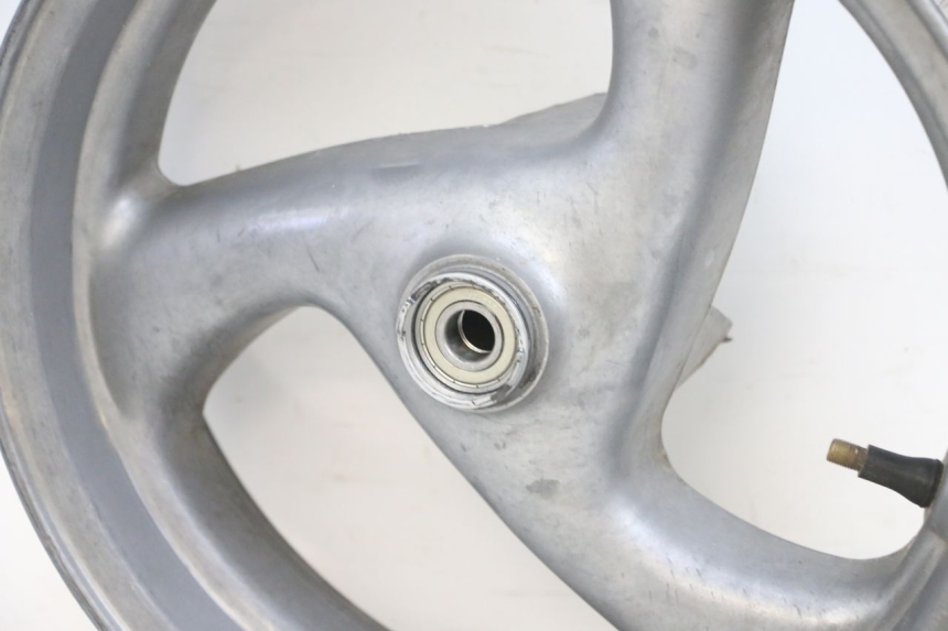 photo de JANTE AVANT PEUGEOT VIVACITY 100 (1999 - 2008) - Détails caractéristiques