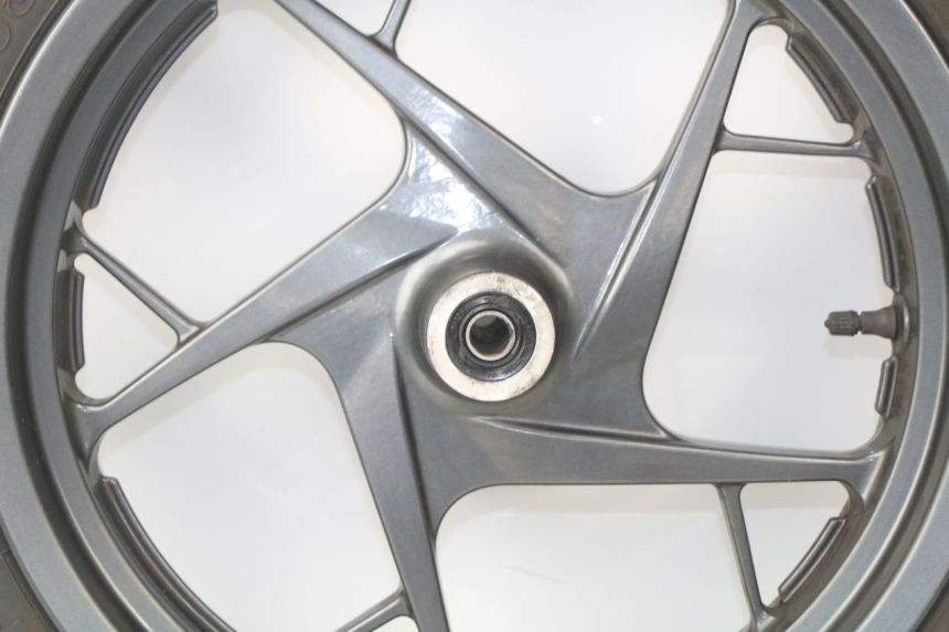 photo de JANTE AVANT YAMAHA XMAX X-MAX ABS 125 (2014 - 2016) - Points de fixation