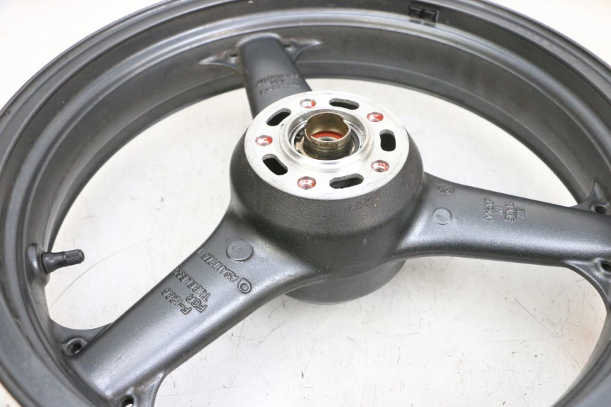 photo de JANTE AVANT KAWASAKI ZR 7 750 (1999 - 2001) - Vue d’ensemble