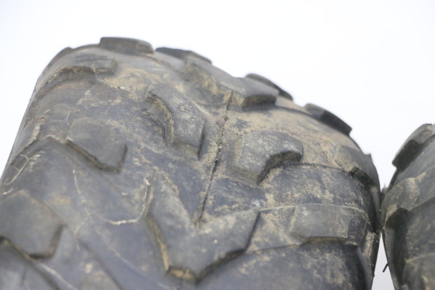 photo de JANTE AVANT ET PNEU KEROX BAZOOKA 110