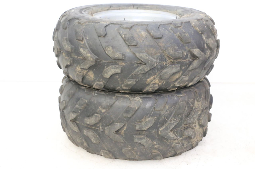 photo de JANTE AVANT ET PNEU KEROX BAZOOKA 110