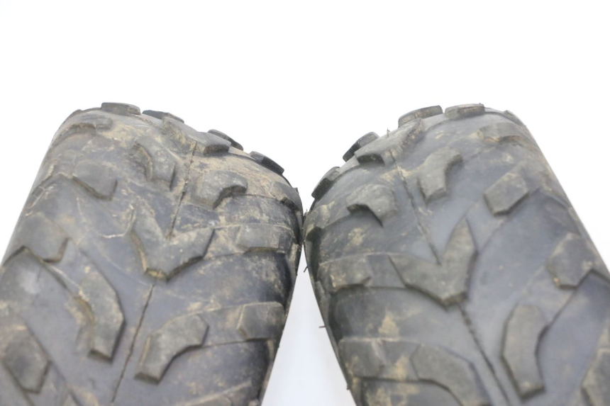 photo de JANTE AVANT ET PNEU KEROX BAZOOKA 110