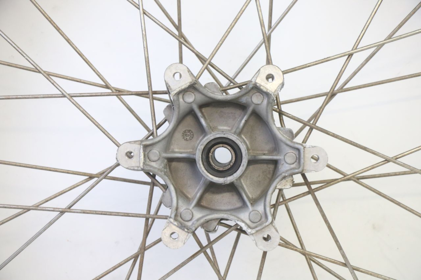 photo de JANTE AVANT ET PNEU APRILIA ETX 125 (1998 - 2002)