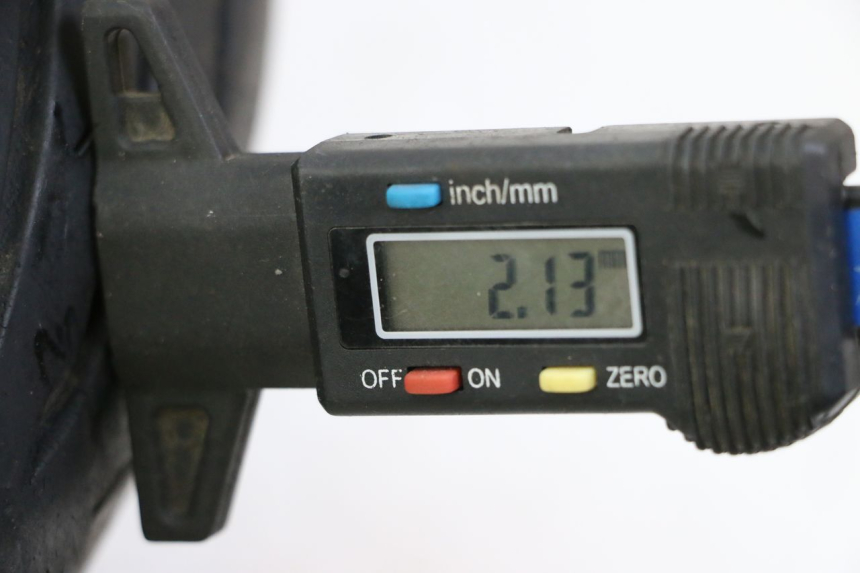 photo de JANTE AVANT ET PNEU HONDA FES S-WING SWING ABS 125 (2007 - 2015)