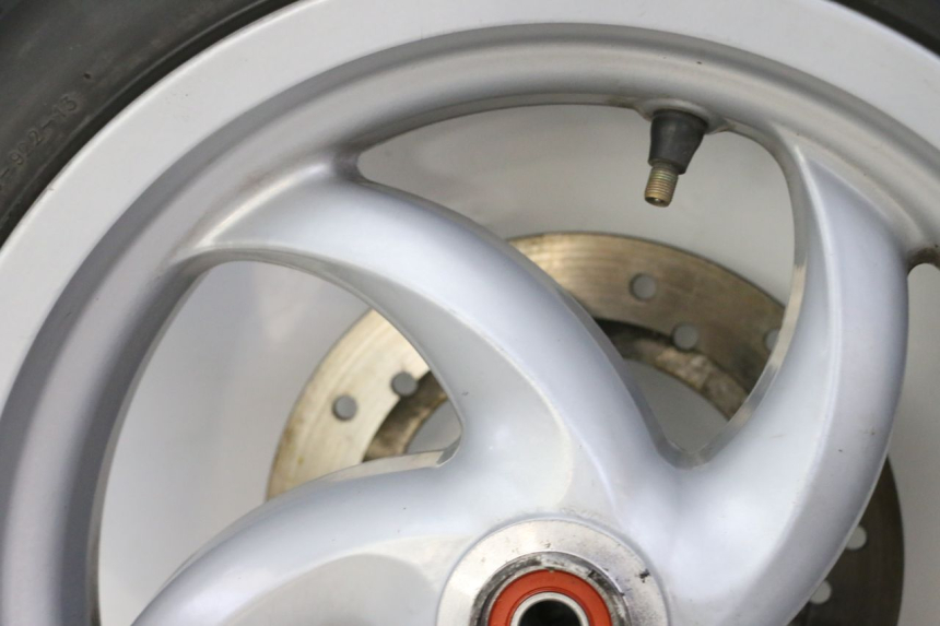 photo de JANTE AVANT ET PNEU PIAGGIO FLY 2T 50 (2004 - 2017)