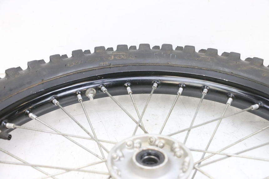 photo de JANTE AVANT ET PNEU KAWASAKI KXF KX-F 250 (2017 - 2019) - État de surface