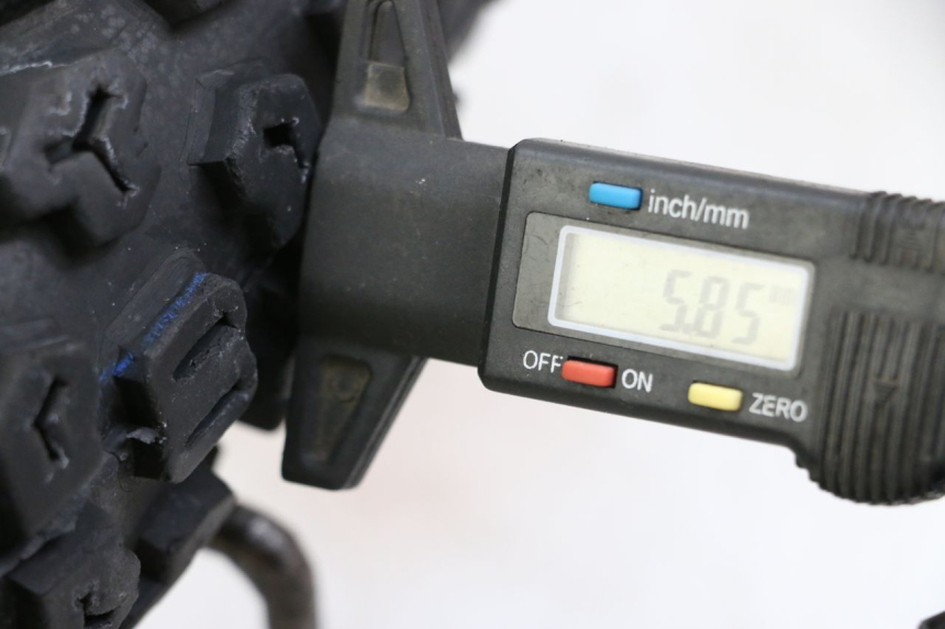 photo de JANTE AVANT ET PNEU KYMCO STRYKER OFF ROAD 125 (1999 - 2005)