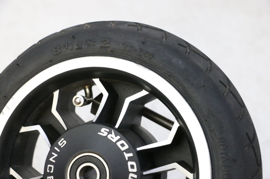 photo de JANTE AVANT ET PNEU DUALTRON MINI SPECIAL 1