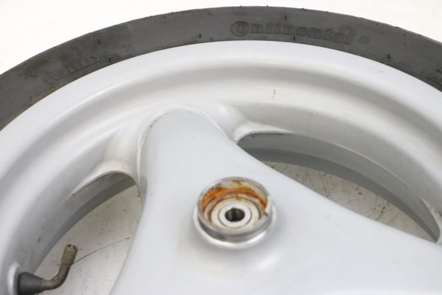 photo de JANTE AVANT ET PNEU YAMAHA NEO'S NEOS 2T 50 (1998 - 2007) - Autre angle de vue