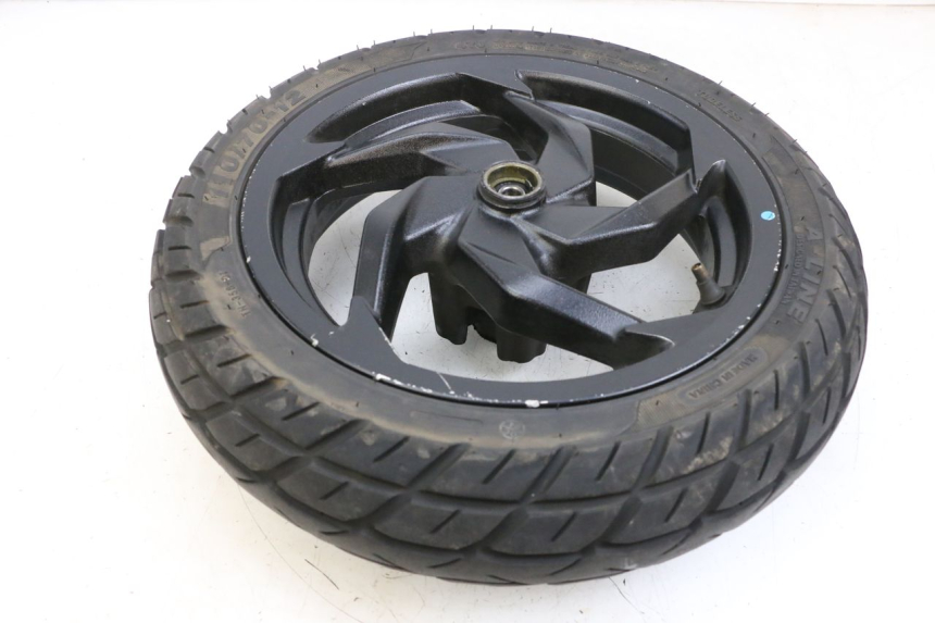 photo de JANTE AVANT ET PNEU SYM ORBIT III 3 4T 50 (2021 - 2025) - Pièce contrôlée