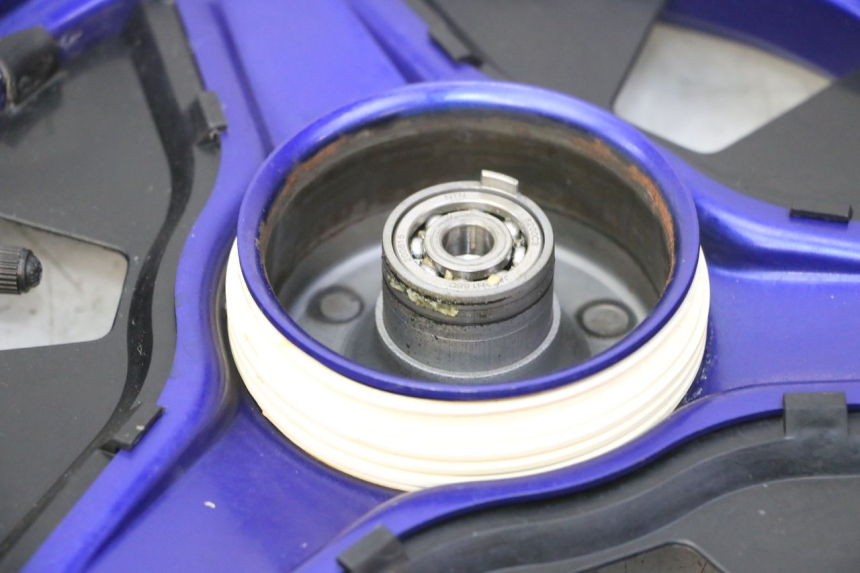 photo de JANTE AVANT ET PNEU YAMAHA PW 50 (1984 - 2020)