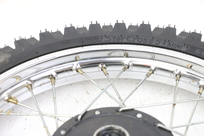 photo de JANTE AVANT ET PNEU YAMAHA PW 80 (1983 - 2014)