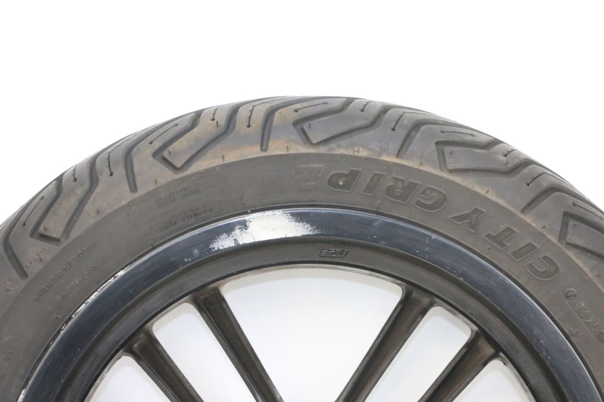 photo de JANTE AVANT ET PNEU PEUGEOT SPEEDFIGHT 4 4T EFI 50 (2021 - 2025) - Focus structure