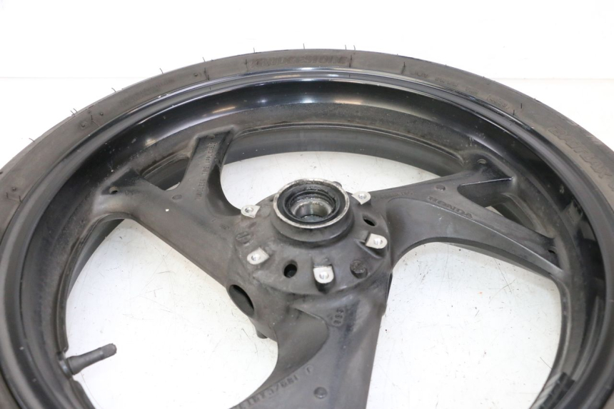 photo de JANTE AVANT ET PNEU HONDA ST PAN EUROPEAN 1300 (2002 - 2013)