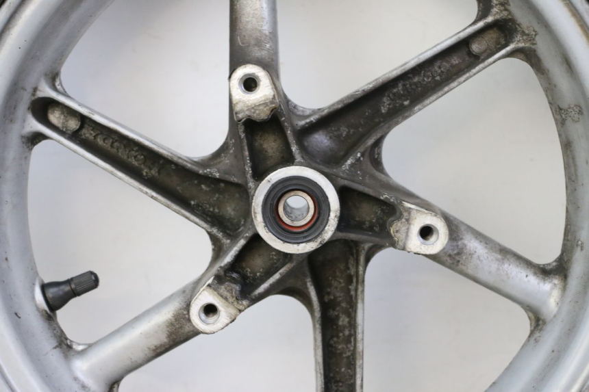 photo de JANTE AVANT ET PNEU HONDA X8R 50 (1998 - 2003)