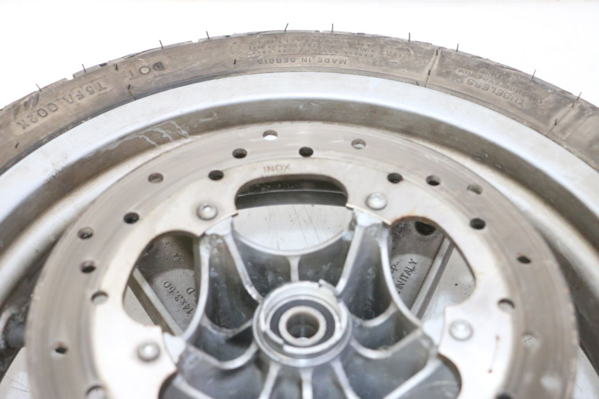 photo de JANTE AVANT ET PNEU PIAGGIO X9 EVOLUTION 125 (2003 - 2007)