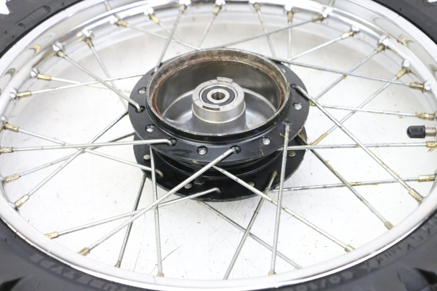 photo de JANTE AVANT ET PNEU YAMAHA PW 80 (1983 - 2014)