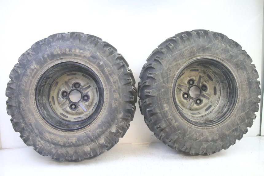 photo de JANTE AVANT ET PNEU YAMAHA YFM BRUIN 350 (2003 - 2009)