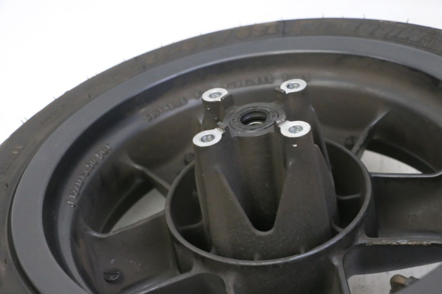 photo de JANTE AVANT ET PNEU YAMAHA YP MAJESTY 125 (2007 - 2010)