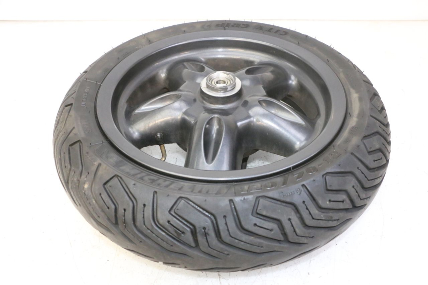 photo de JANTE AVANT ET PNEU YAMAHA YP MAJESTY 125 (2007 - 2010)