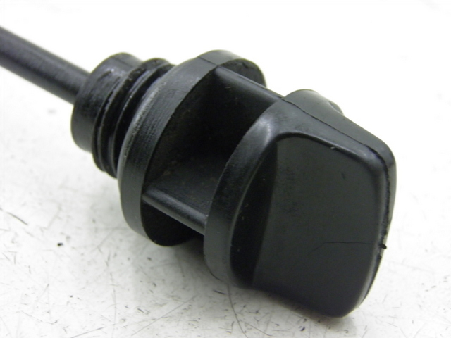 photo de JAUGE HUILE MOTEUR BAOTIAN TRAVEL SPIRIT 50 (2010 - 2012) - Détail de la pièce