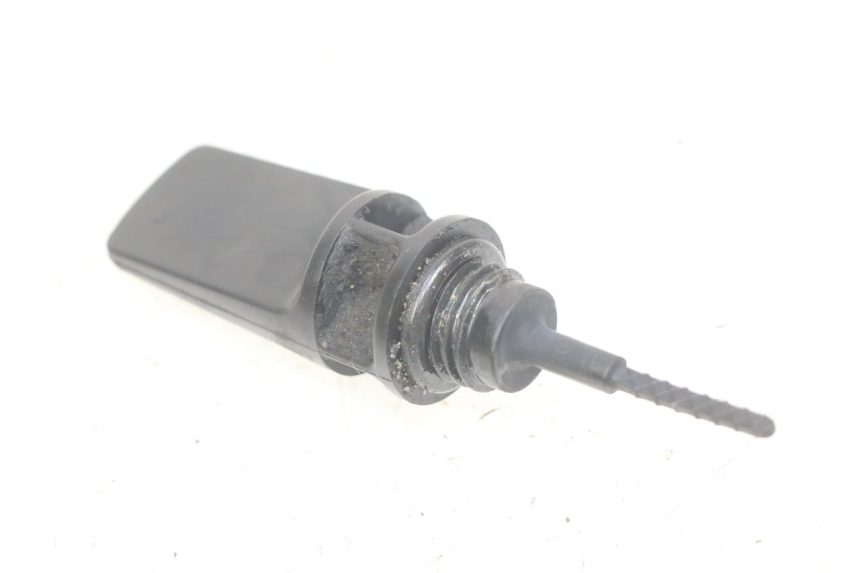 photo de JAUGE HUILE MOTEUR KYMCO DINK STREET 125 (2009 - 2014)