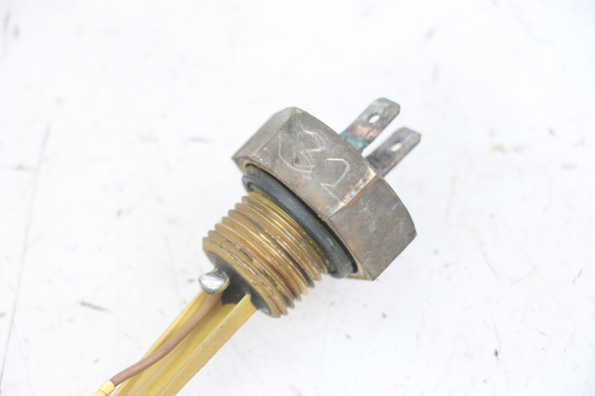photo de JAUGE RESERVOIR ESSENCE HONDA CBF 500 (2004 - 2007)