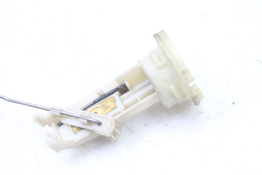 photo de JAUGE RESERVOIR ESSENCE PEUGEOT ELYSTAR 50 (2002 - 2014)