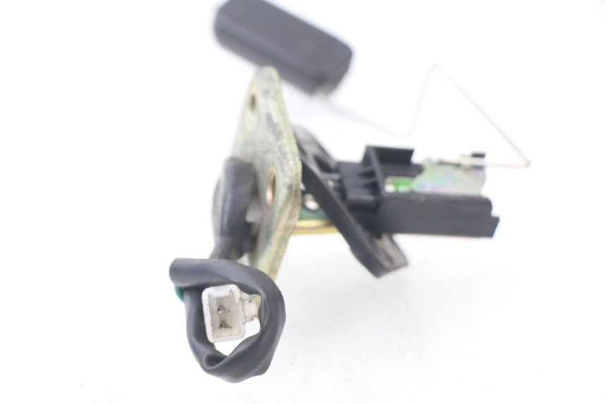 photo de JAUGE RESERVOIR ESSENCE SYM FIDDLE 3 III 50 (2014 - 2020)