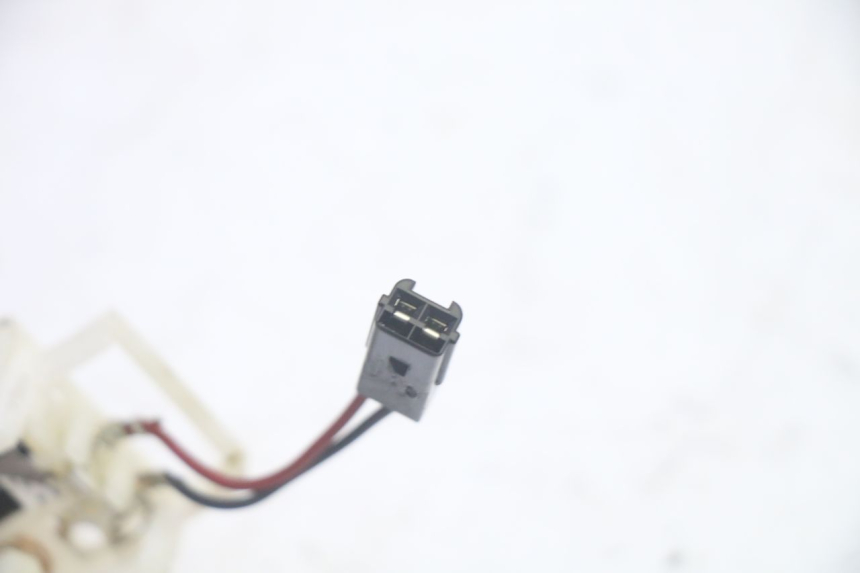 photo de JAUGE RESERVOIR ESSENCE YAMAHA FJR ABS 1300 (2006 - 2012) - Zoom état d’usage