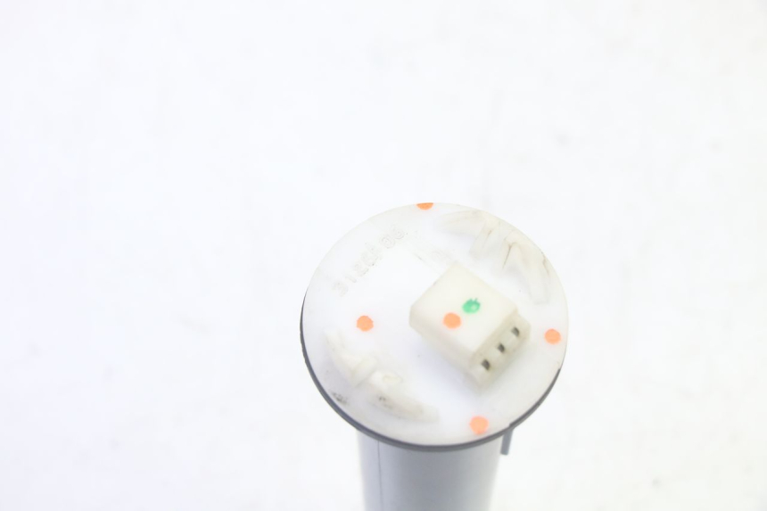 photo de JAUGE RESERVOIR ESSENCE PIAGGIO FLY 2T 50 (2004 - 2017)