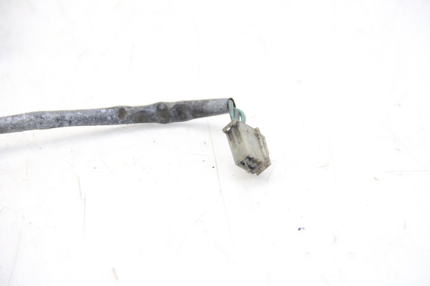 photo de JAUGE RESERVOIR ESSENCE YAMAHA FZS FAZER 600 (2001 - 2003)