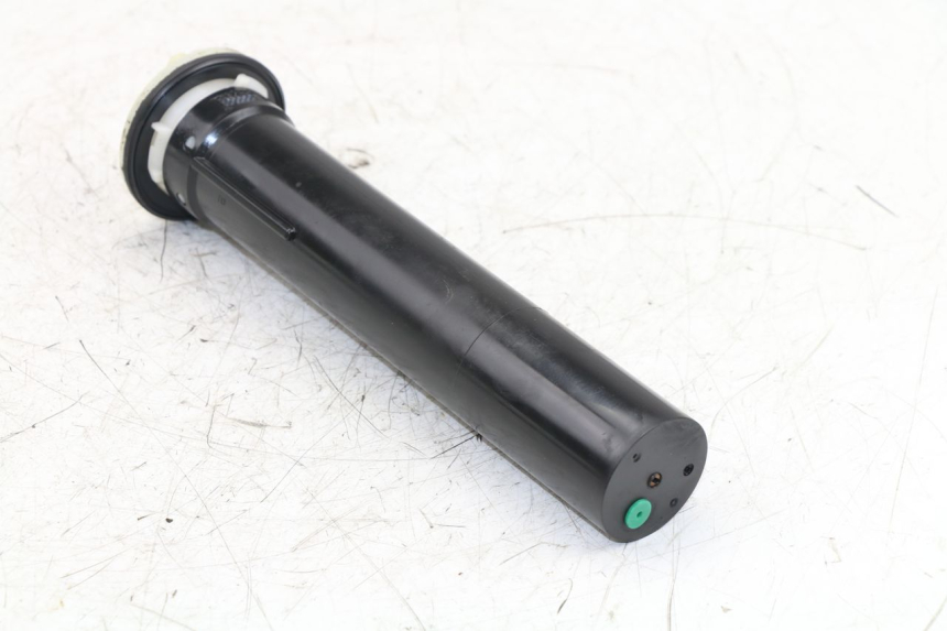 photo de JAUGE RESERVOIR ESSENCE GILERA RUNNER SP 50 (2009 - 2017)