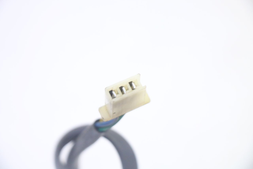 photo de JAUGE RESERVOIR ESSENCE DAELIM HISTORY 125 (2001 - 2002)